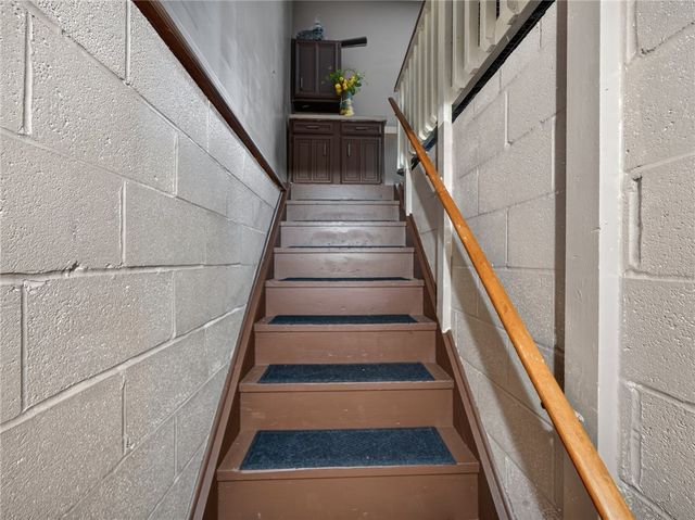 260 White Rabbit Trail, Greece, NY 14612