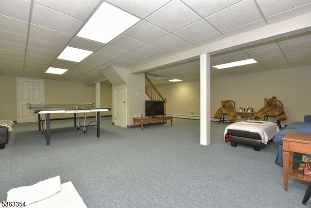 50 Van Schaik Ln, Wyckoff Twp., NJ 07481