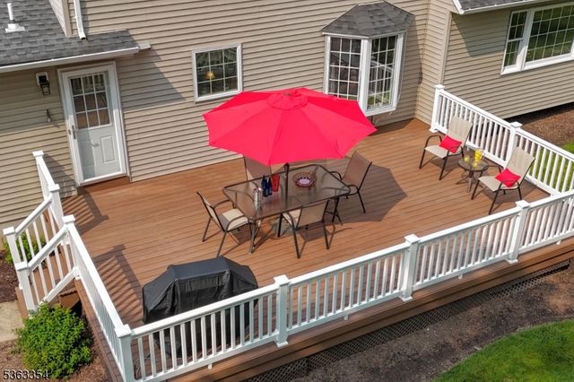 50 Van Schaik Ln, Wyckoff Twp., NJ 07481