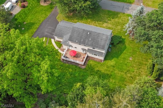 50 Van Schaik Ln, Wyckoff Twp., NJ 07481