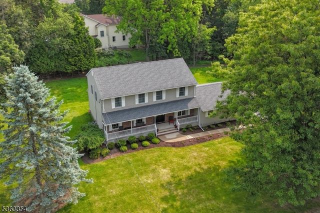 50 Van Schaik Ln, Wyckoff Twp., NJ 07481
