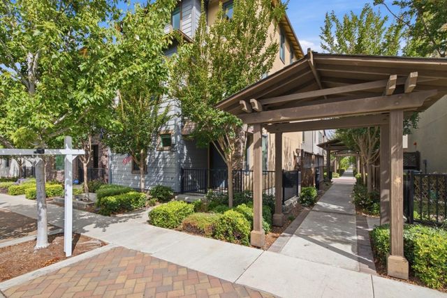 516 Palmer Avenue, Hayward, CA 94541