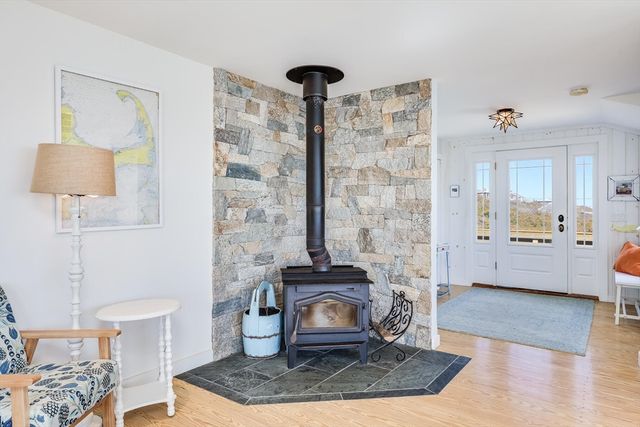 175 Cliff Road, Wellfleet, MA 02667