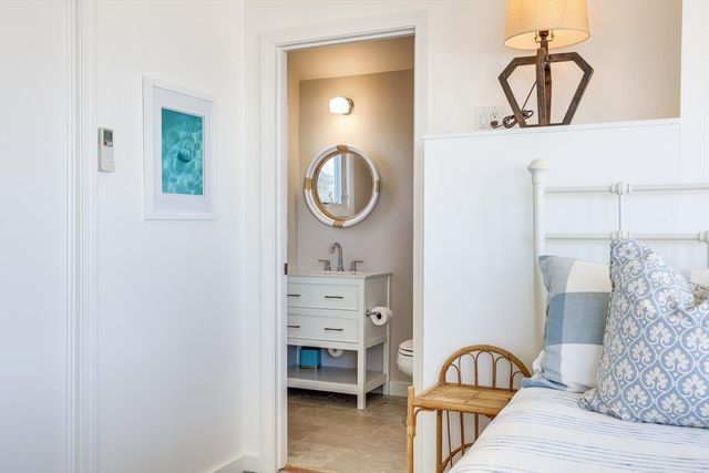 175 Cliff Road, Wellfleet, MA 02667