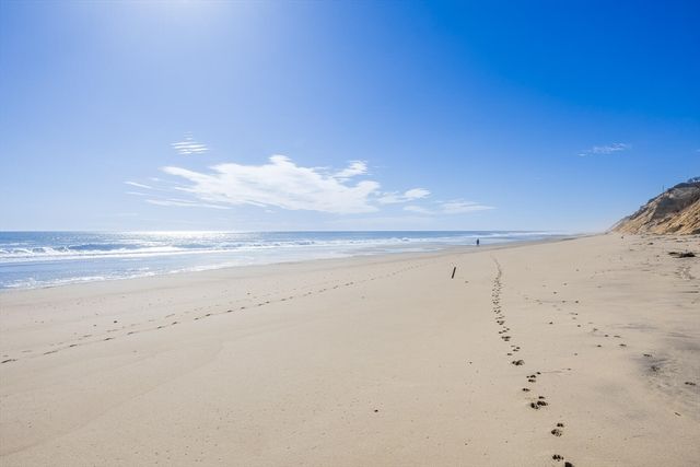 175 Cliff Road, Wellfleet, MA 02667