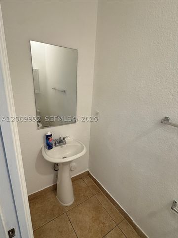 10870 NW 88 Terrace 208, Doral, FL 33178