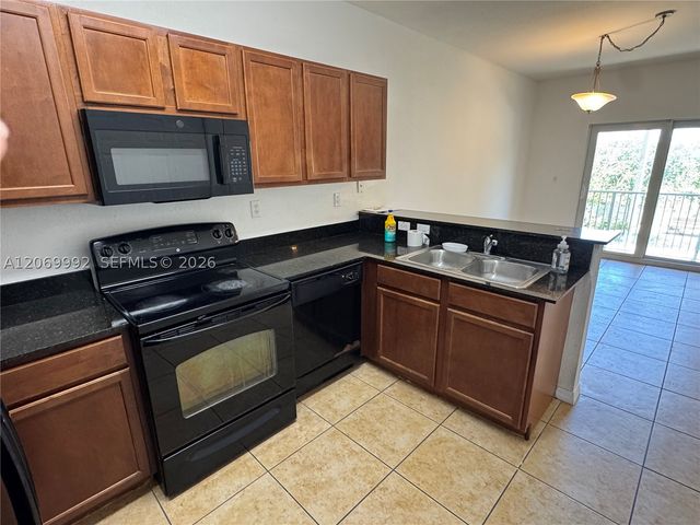 10870 NW 88 Terrace 208, Doral, FL 33178