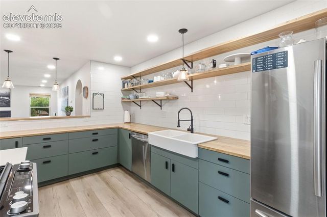 472 W Rockrimmon Boulevard H, Colorado Springs, CO 80919