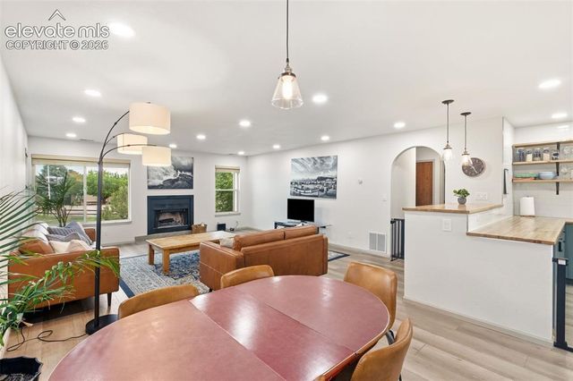 472 W Rockrimmon Boulevard H, Colorado Springs, CO 80919