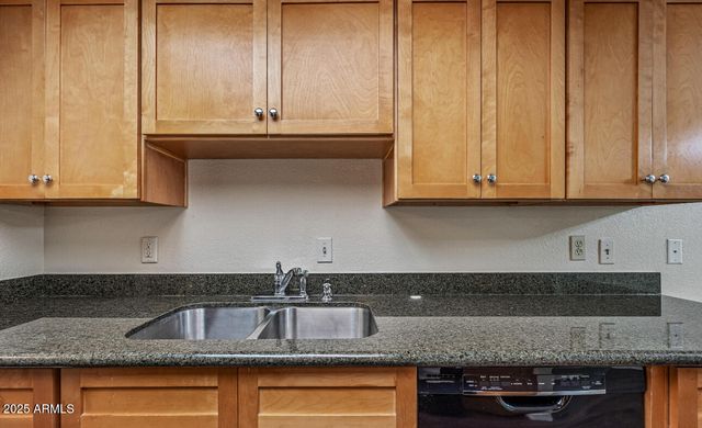 4608 W Maryland Avenue 208, Glendale, AZ 85301