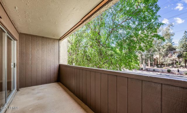 4608 W Maryland Avenue 208, Glendale, AZ 85301