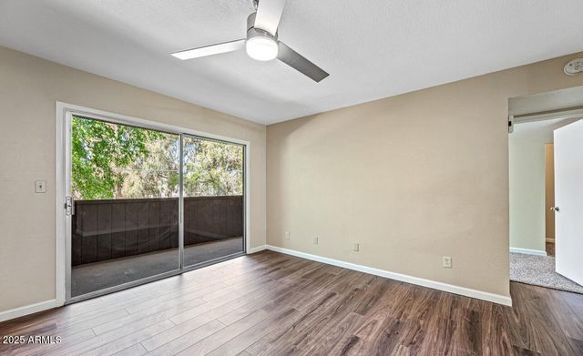 4608 W Maryland Avenue 208, Glendale, AZ 85301