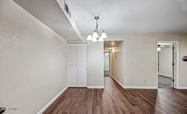 4608 W Maryland Avenue 208, Glendale, AZ 85301