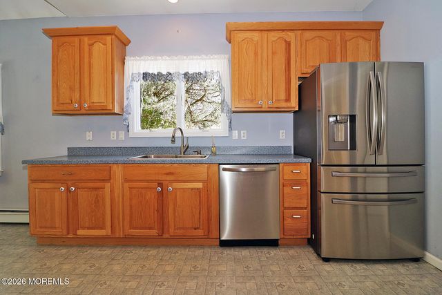 801 Buccaneer Lane, Manahawkin, NJ 08050