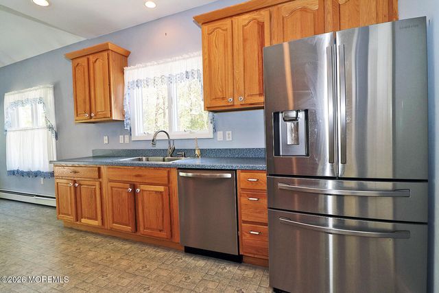 801 Buccaneer Lane, Manahawkin, NJ 08050