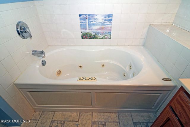 801 Buccaneer Lane, Manahawkin, NJ 08050