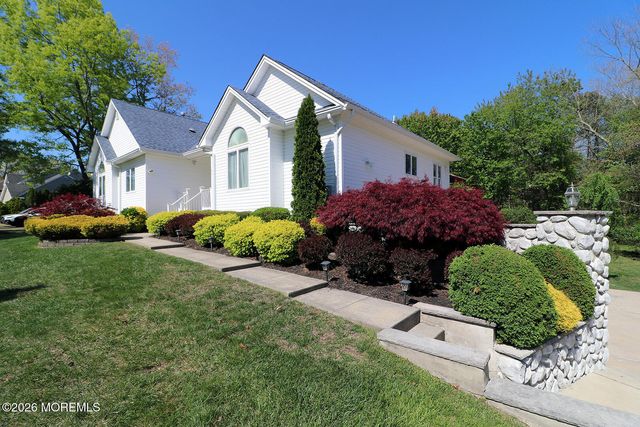 801 Buccaneer Lane, Manahawkin, NJ 08050