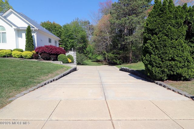 801 Buccaneer Lane, Manahawkin, NJ 08050