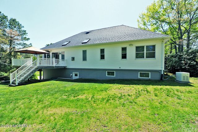 801 Buccaneer Lane, Manahawkin, NJ 08050