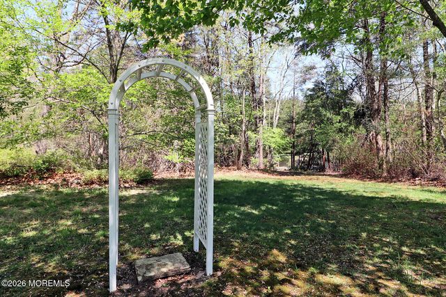 801 Buccaneer Lane, Manahawkin, NJ 08050