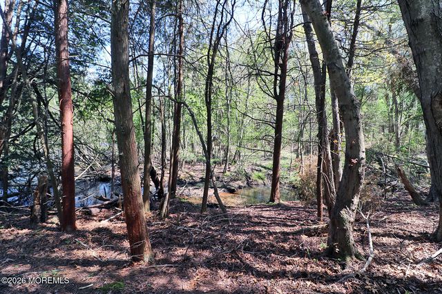 801 Buccaneer Lane, Manahawkin, NJ 08050