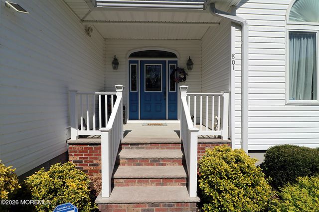 801 Buccaneer Lane, Manahawkin, NJ 08050