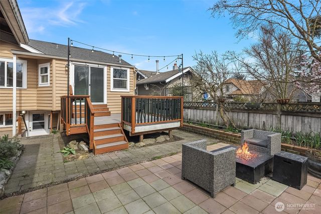 1341 N 78th Street, Seattle, WA 98103