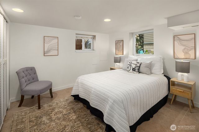 1341 N 78th Street, Seattle, WA 98103