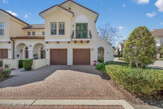 5030 PARADISE POND Lane 102, Jacksonville, FL 32207