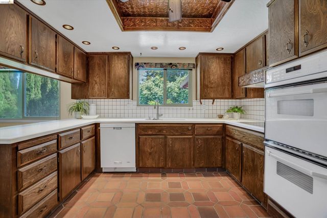 2876 Stirrup Dr, Oakley, CA 94561