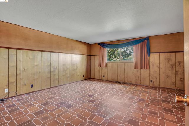 2876 Stirrup Dr, Oakley, CA 94561