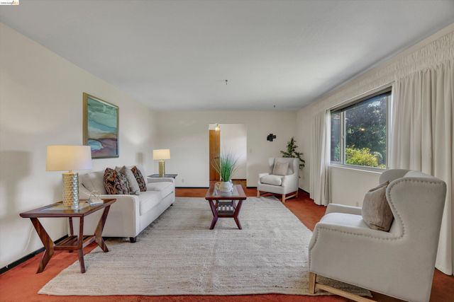 2876 Stirrup Dr, Oakley, CA 94561