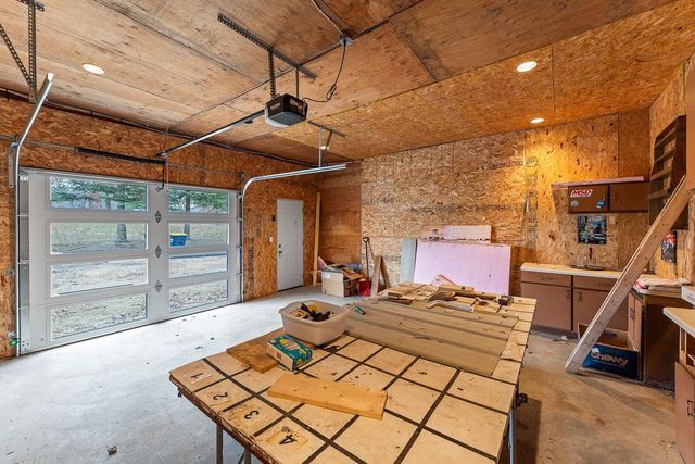 48 Gravy Lane, Wisconsin Dells, WI 53965