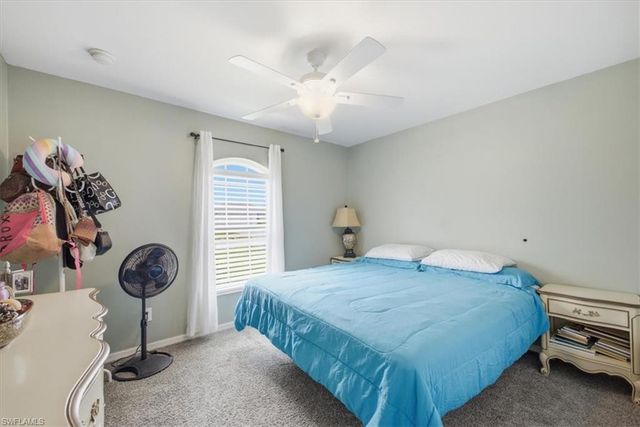 1902 NW 2nd PL, Cape Coral, FL 33993
