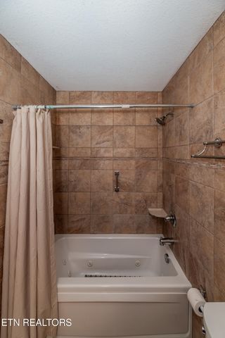 12624 Pony Express Drive, Knoxville, TN 37934