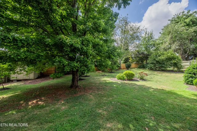 12624 Pony Express Drive, Knoxville, TN 37934