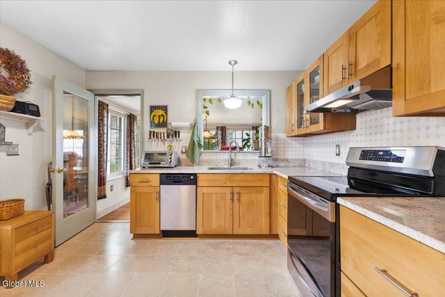 2023 McClellan Street, Schenectady, NY 12309