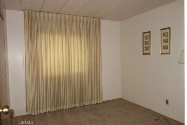 833 S Lyon Avenue, Hemet, CA 92543