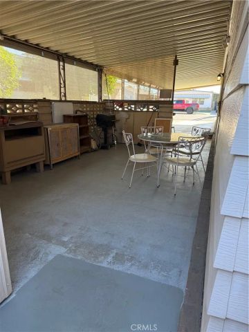 833 S Lyon Avenue, Hemet, CA 92543