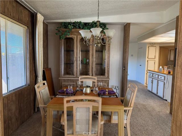 833 S Lyon Avenue, Hemet, CA 92543