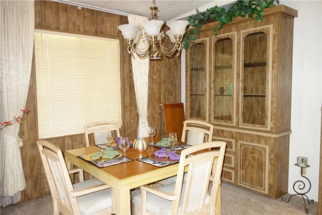 833 S Lyon Avenue, Hemet, CA 92543