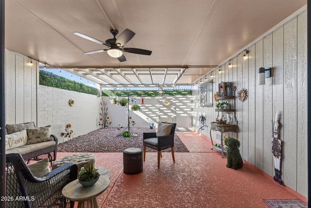 14044 N PALM RIDGE Drive, Sun City, AZ 85351