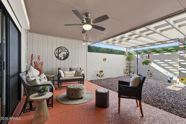 14044 N PALM RIDGE Drive, Sun City, AZ 85351