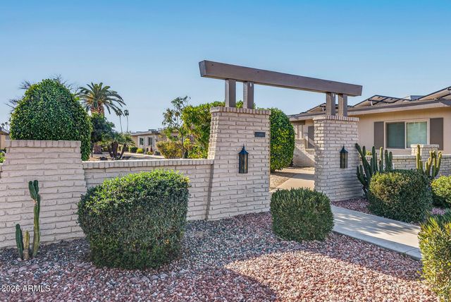 14044 N PALM RIDGE Drive, Sun City, AZ 85351