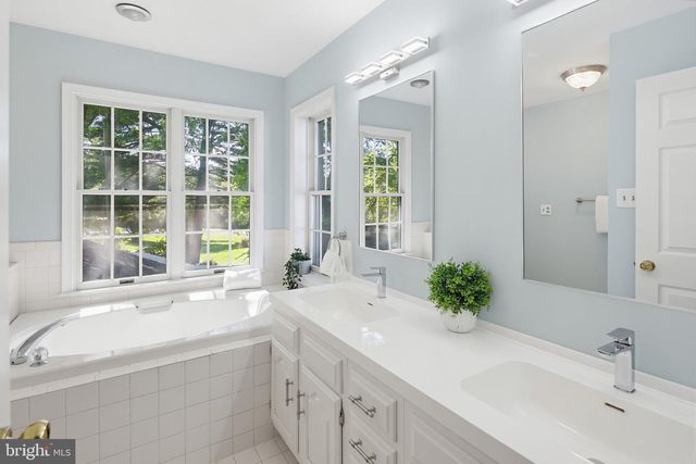 3317 ROYAL OAK CT, Ellicott City, MD 21043