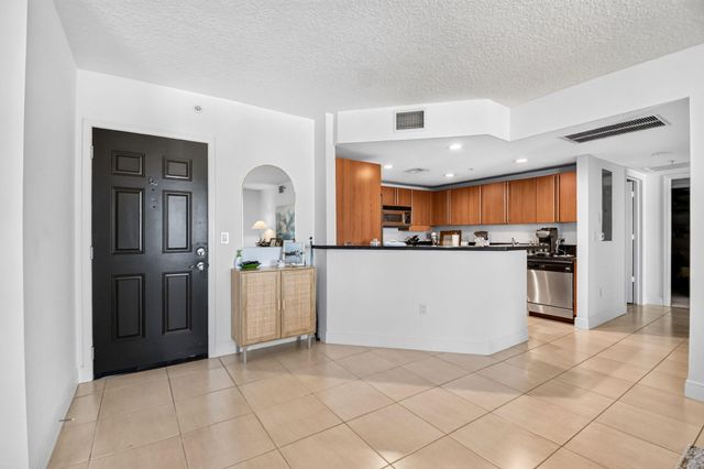 610 Clematis Street 700, West Palm Beach, FL 33401