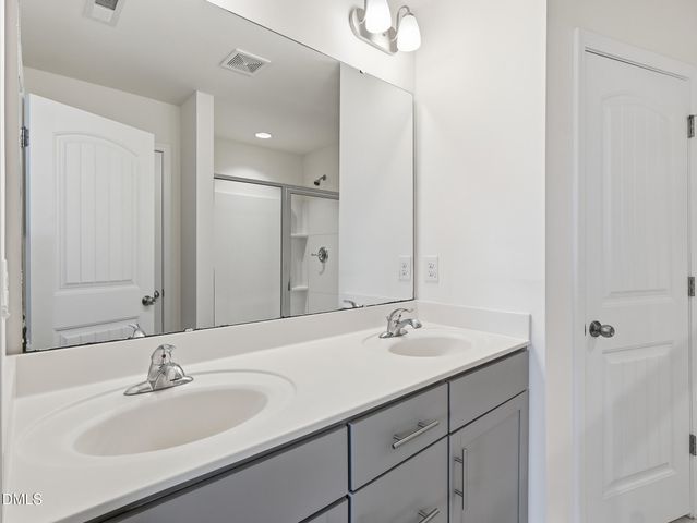 1712 Shady Oaks Drive, Wendell, NC 27591