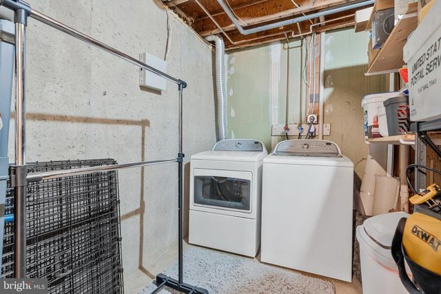 3170 ELLENWOOD DR, Fairfax, VA 22031