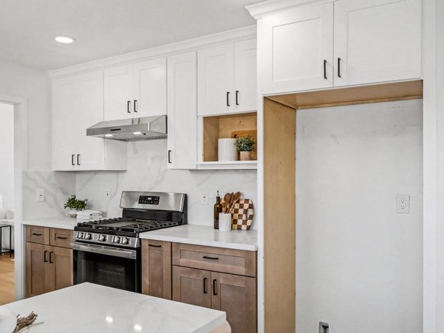 387 Avenida Palmas, San Jose, CA 95123