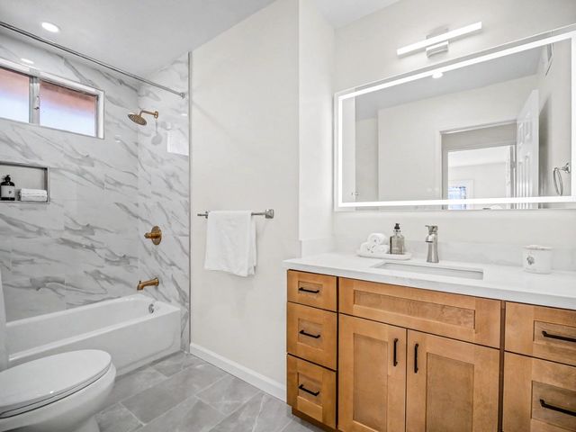 387 Avenida Palmas, San Jose, CA 95123